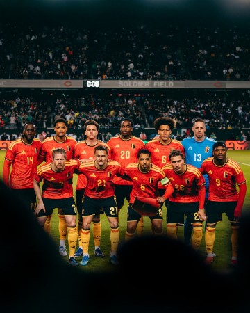 开云体育移动版-比利时与墨西哥友谊赛1比1战平，德温特首发72分钟|科尔斯|萨勒|替补|出场|墨西哥队_新浪体育_新浪新闻