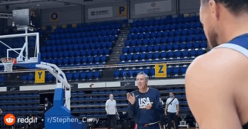 开云体育官网-库里伤停27场复出后，连续命中地板反弹三分神操作