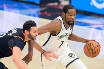 开云体育官网-阶段性MVP投票：杜兰特碾压领跑 詹约分列二三位