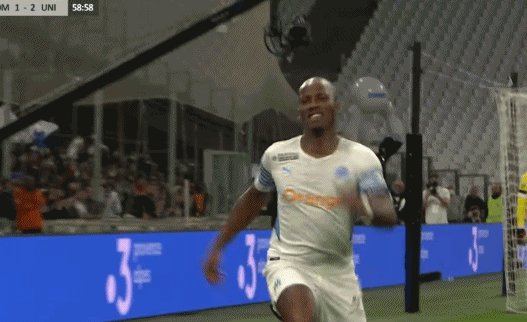 1634216892697009485.gif 滑跪.gif